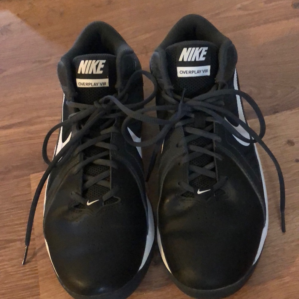 Women’s Nike Size 11